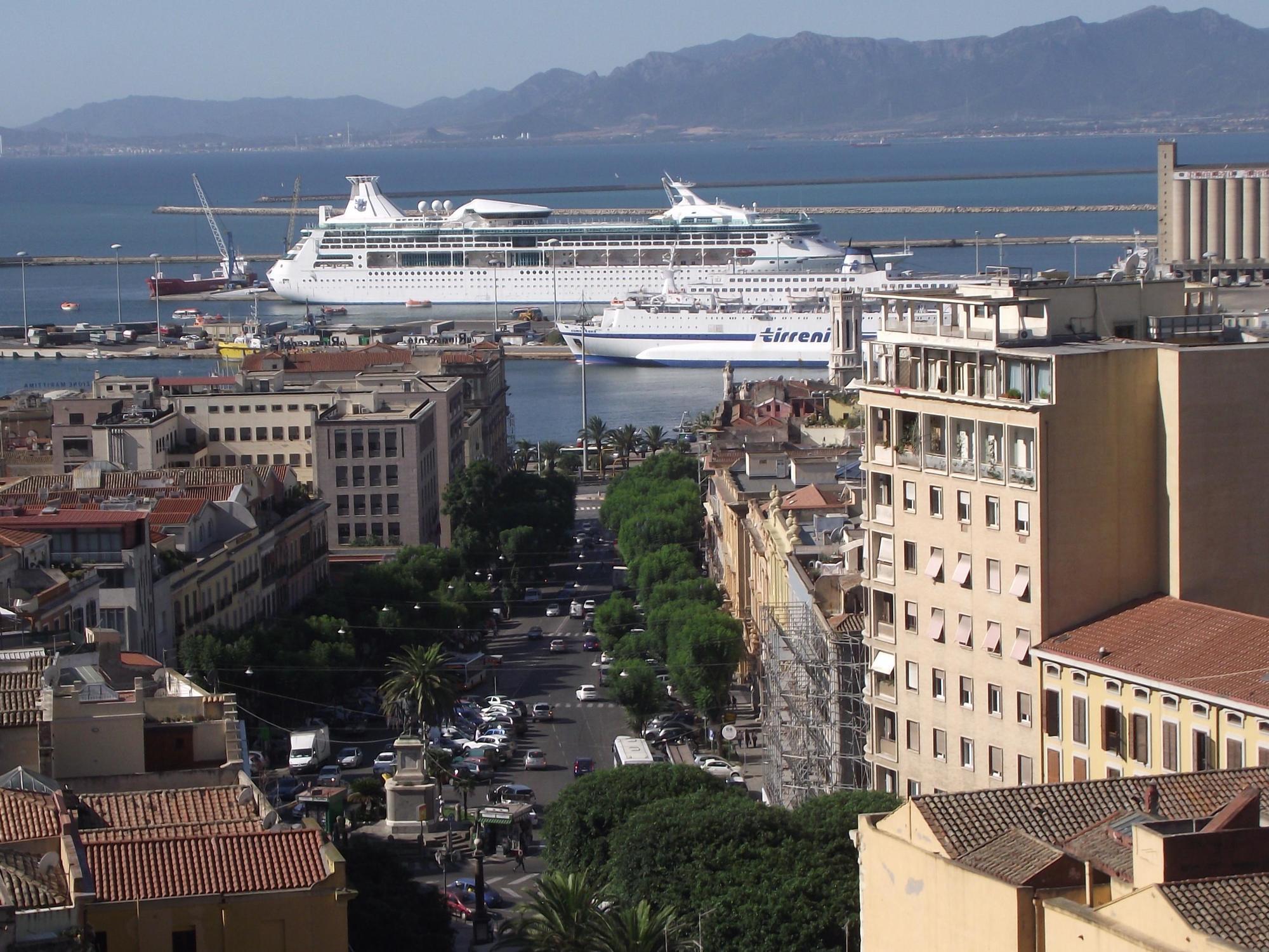 Cagliari Affittacamere Castello ภายนอก รูปภาพ